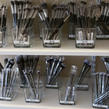 The Makeup Shack - Elite and gunmetal brushes from Morphe!!! Omggg - Cosmetics & Beauty Supply Near Me - Orange, California
