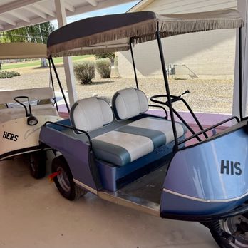 Del Webb Sun Cities Museum - His and Hers original golf cars - Museums Near Me - Sun City, Arizona