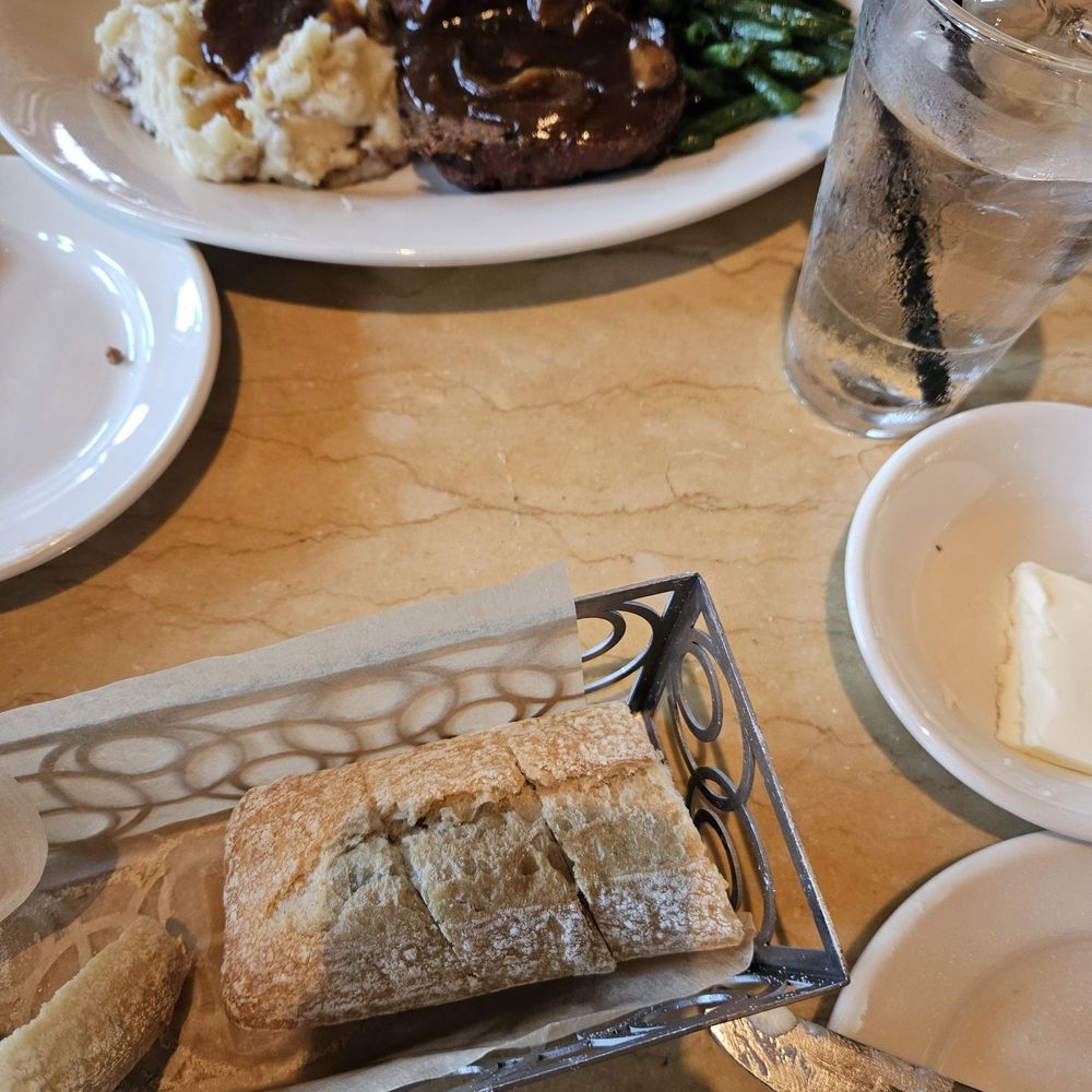 The Cheesecake Factory - Meatloaf lunch with potatoes and green beans - Desserts Near Me - Westlake, Ohio The Cheesecake Factory - Meatloaf lunch with potatoes and green beans - Desserts Near Me - Westlake, Ohio