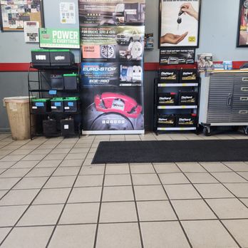 Precision Tune Auto Care - Inside lobby - Auto Repair Near Me - Mableton, Georgia Precision Tune Auto Care - Inside lobby - Auto Repair Near Me - Mableton, Georgia
