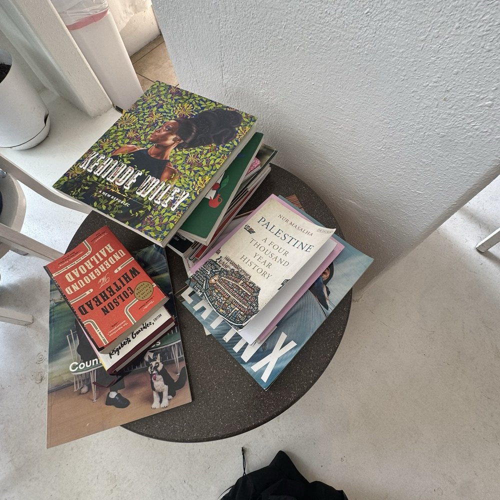 Books/magazines
