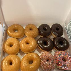 Tom's Donuts - What's your fav donut?