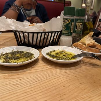 Carrabba's Italian Grill - Hot bread with olive oil and seasoning - Italian Near Me - Hilliard, Ohio