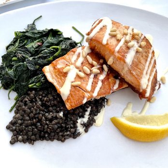Spiaggetta - Salmon very good - Italian Near Me - Stone Harbor, New Jersey