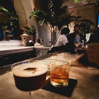 Aperitivo - Espresso Martini 4/5 Old Fashioned 5/5 - Cocktail Bars Near Me - Houston, Texas