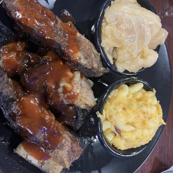 Oohh's and Aahh's - The ribs were tender falling off the bone. The Mac and cheese and cabbage was delicious as well. Give the food and customer service 5 stars. - American Near Me - Washington, DC, District of Columbia
