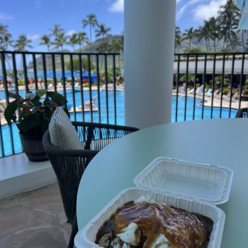 Smiley's Local Grinds - Kalua pork loco moco - Hawaiian Near Me - Lihue, Hawaii Smiley's Local Grinds - Kalua pork loco moco - Hawaiian Near Me - Lihue, Hawaii