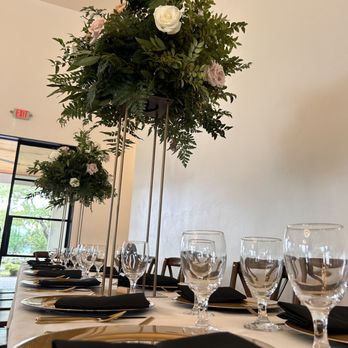 Cielo Party Decor & Rental - Centerpieces - Party & Event Planning Near Me Cielo Party Decor & Rental - Centerpieces - Party & Event Planning Near Me