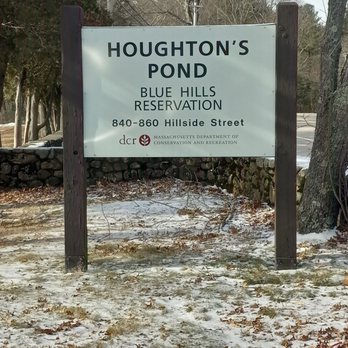 Houghton's Pond Recreation Area - Parks Near Me - Milton, Massachusetts Houghton's Pond Recreation Area - Parks Near Me - Milton, Massachusetts