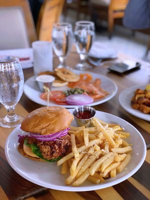 Lido Restaurant & Lounge by null