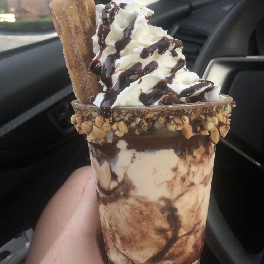 Vida Dulce - Curry sundae - Ice Cream & Frozen Yogurt Near Me - Cary, North Carolina Vida Dulce - Curry sundae - Ice Cream & Frozen Yogurt Near Me - Cary, North Carolina