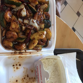 Lucky Wok - Chinese Near Me - Riverside, California