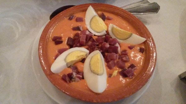 Taberna Salinas by null