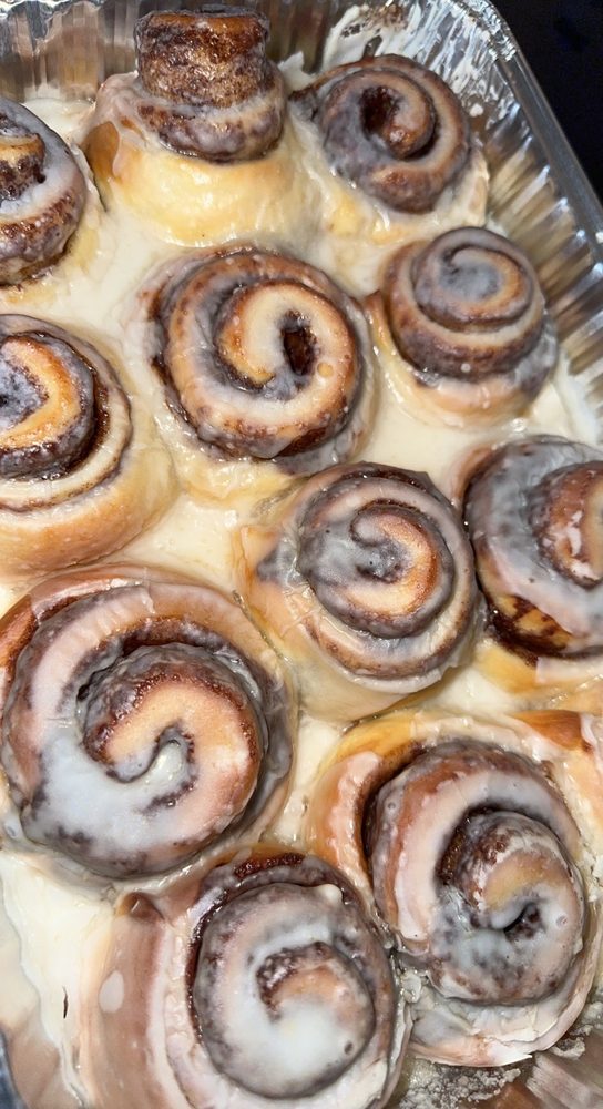 TIN PAN CINNAMON ROLLS Updated October 2024 Kansas City, Missouri