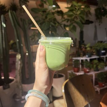 Palomino Coffee - Black sesame matcha latte - Coffee & Tea Near Me - Austin, Texas