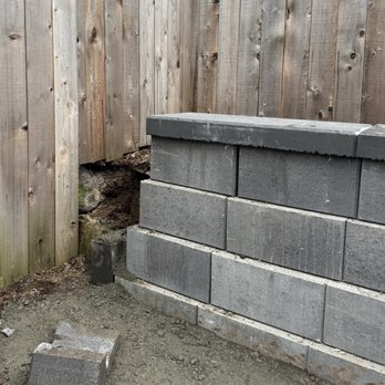 L&A Landscaping - This was their attempt at completing the wall ... - Landscaping Near Me