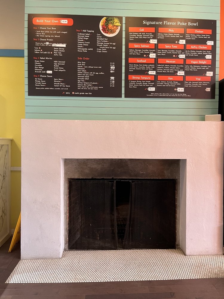 Food from Uya Poke Bowl