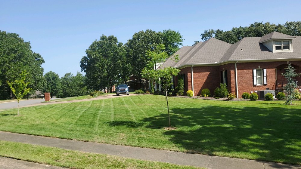 Lawn ReLeaf - tree service in Sherwood, AR