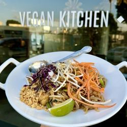 Bodhi Kosher Thai - Pad Thai Noodles with fried tofu