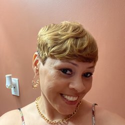 Dawns of Essence Salon - Me