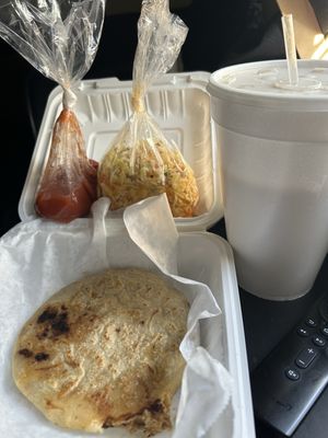 Mis Raices Salvadorean Restaurant by null