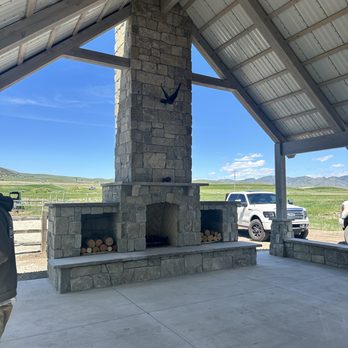 Mountain Valley Masonry - Out door fireplace - Stonemasons Near Me - Malad City, Idaho Mountain Valley Masonry - Out door fireplace - Stonemasons Near Me - Malad City, Idaho