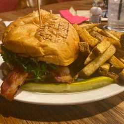 Donegal's Irish House - Donegal burger YUMMMM