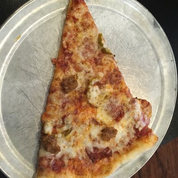 Ruffrano's Hell's Kitchen Pizza - Hell's, a little soggy but still delicious. - Pizza Near Me - Colorado Springs, Colorado Ruffrano's Hell's Kitchen Pizza - Hell's, a little soggy but still delicious. - Pizza Near Me - Colorado Springs, Colorado