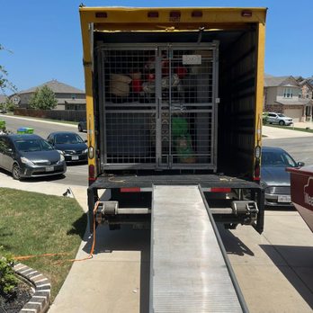 Roblas Moving Services - Our work - Movers Near Me - San Antonio, Texas Roblas Moving Services - Our work - Movers Near Me - San Antonio, Texas