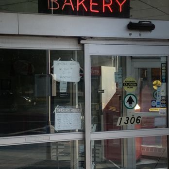 Harrison Bakery - Entry to Harrison's - Bakeries Near Me - Syracuse, New York