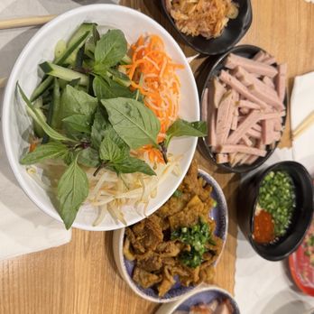 Quan Nhii - Tower for 2 - Vietnamese Near Me - Westminster, California Quan Nhii - Tower for 2 - Vietnamese Near Me - Westminster, California