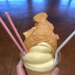 Sweet Choice - Taiyaki with Dole pineapple whip soft-serve