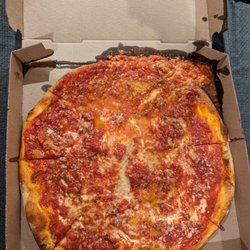 Illiano's Pizzeria - Grandma Pizza but not really...