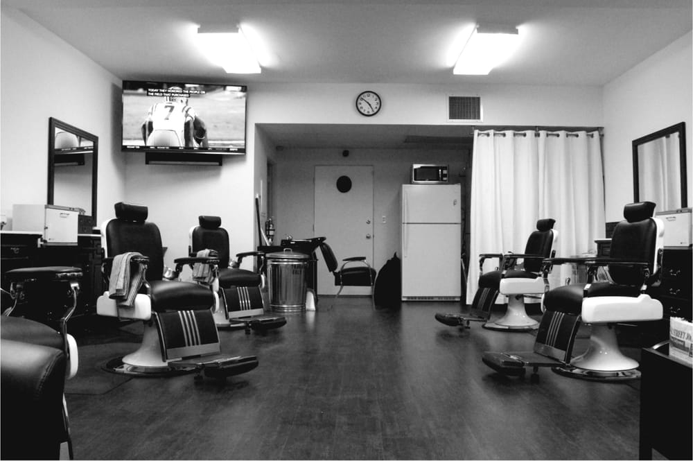 BR3W’S BARBER SHOP Updated May 2024 11 Photos & 76 Reviews 25690