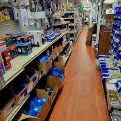 Novick Hardware - Interior (09/16/26). @NovickPaint #JerseyCity @InTheJCHeights #BenjaminMoore #Hardware