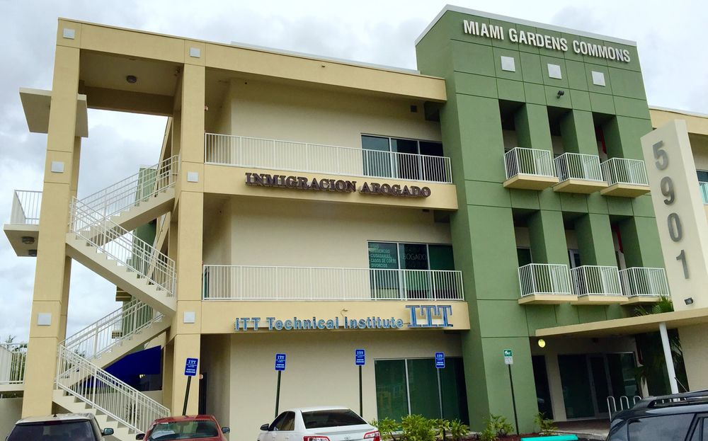 Immigration Law Offices of Robert Sheldon - immigration attorney in Hialeah, FL