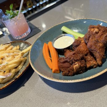 Eureka! - American Near Me - Hawthorne, California