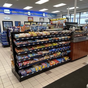 Heartland Market - Convenience Sales Area - Gas Stations Near Me - Raymore, Missouri