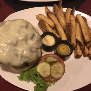Beehive Restaurant - Steakhouses Near Me - Abilene, Texas Beehive Restaurant - Steakhouses Near Me - Abilene, Texas