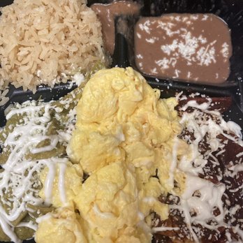 Cafe De Olla - Chilaquiles Divorciados - American Near Me - Monrovia, California