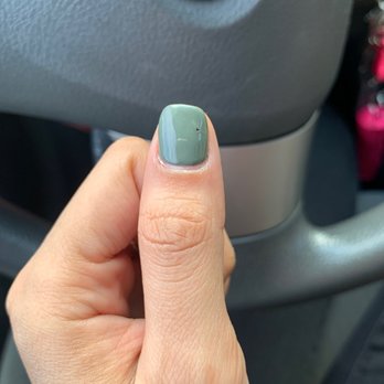 Blooming Nail Bar - Air bubble causing a hole in my thumb nail - Nail Salons Near Me - Burbank, California