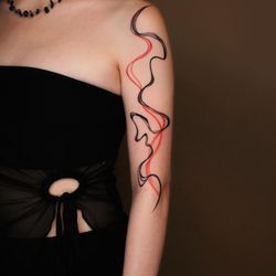 Fresh tattoo by guest artist @tattooist_ruby (photo taken in studio)