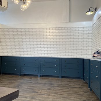 North Coast Painting LLC - Cabinets painted - Painters Near Me - Everett, Washington North Coast Painting LLC - Cabinets painted - Painters Near Me - Everett, Washington