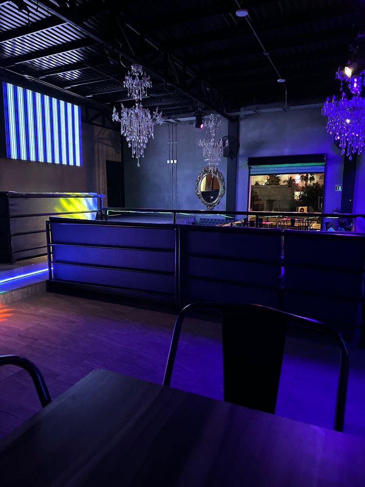 CHANDELIERS Updated September 2024 Vicente Guerrero S/N, Cabo San