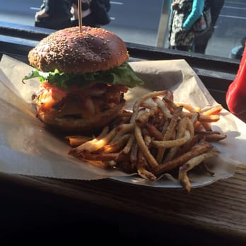 George Keeley - Bacon cheeseburger and fries - Pubs Near Me - New York, New York George Keeley - Bacon cheeseburger and fries - Pubs Near Me - New York, New York