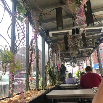 Amylos Taverna - Cute outdoor space! Lots of options for brunch, and great Greek food! - Seafood Near Me - Astoria, New York