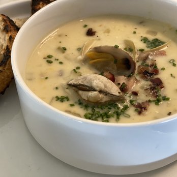 et al. - Calm Chowder-flavor packed, very yummy - Breakfast & Brunch Near Me - Honolulu, Hawaii