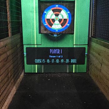 Bananas Axe Cabana - Axe Throwing Near Me - Orlando, Florida