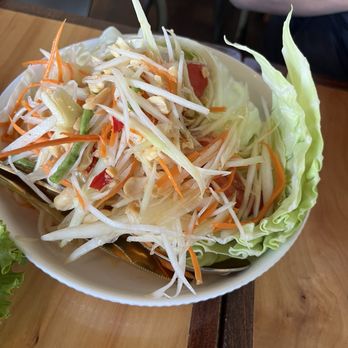Oraan Thai Eatery - Green papaya salad - Thai Near Me - San Francisco, California