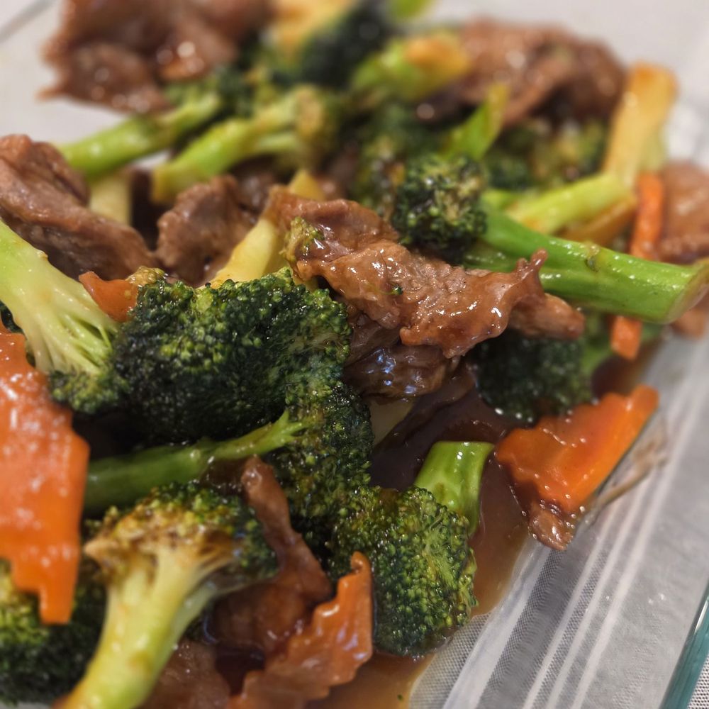 Yummy kitchen - Beef and broccoli - Chinese Near Me - Marlborough, Massachusetts Yummy kitchen - Beef and broccoli - Chinese Near Me - Marlborough, Massachusetts